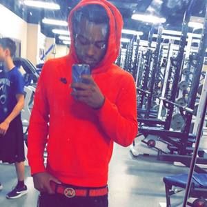 Meet your Posher, Dee